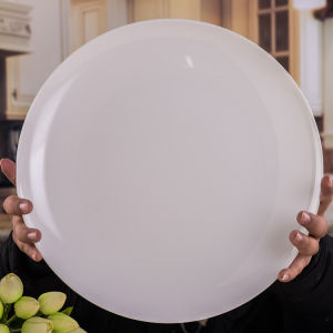 Hotel Pure White Bone China Dish Large Size 12 Inch 16 Inch Red Pepper Fish Head Plate Traditional Chinese Painting Design