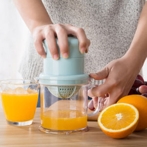 Manual Juicer Orange Lemon Squeezer Home Use Fruit Juicer Grapefruit Press Kitchen Tool Plastic Body round Mouth 401mL-600mL Capacity