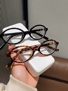 [พร้อมส่งออก] เลนส์ออโต้ UV400 เปลี่ยนสีโดยอัตโนมัติ แว่นตากรองแสง ภายใต้ดวงอาทิตย์ แว่นตาเปลี่ยนสี แว่นแฟชั่นเกาหลี