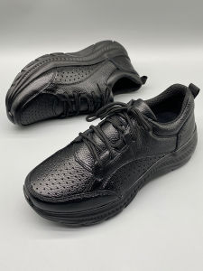 Mens Casual Breathable Leather Shoes Lightweight Hollow out Design Spring Summer Soft Bottom Board Travel Shoes Fashionable Dad Sneakers