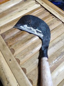 PARANG KEBUN BAJA SUPER PEMANGKAS RUMPUT DAN PERAWATAN TAMAN DAN KEBUN