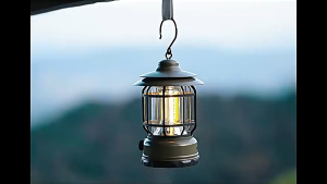 Lampu Gantung Lentera Retro Vintage Luar Ruangan Chargerable Lampu Lilin Lampu Camping Meja Retro yang Dapat Diredupkan