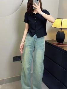 YUEQIN2 Shop เสื้อยืดแขนสั้นสีดำเรียบง่ายสำหรับผู้หญิงฤดูร้อนเสื้อสีขาวดำ