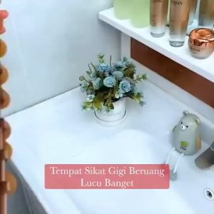 Rak gantung kamar mandi tempat sabun odol pasta gigi dan lain sebagainya dengan motif karakter beruang lucu/ Holder Tempel Dinding/Wadah Storage Multifungsi