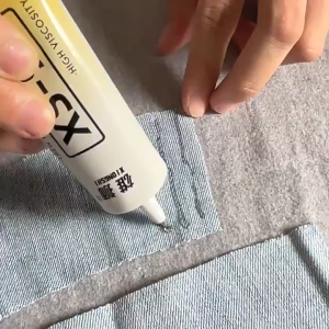 10000 times stronger adhesion Fabric Glue For Clothes 60ml fabric cloth glue Waterproof and not afraid to be washed fabric glue for clothes Strong suitable for gluing cottonFabric SofaCurtains shoes leather Shoe Glue 强力胶 织物胶