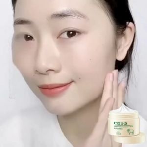 Kem dưỡng da mỡ cừu EBUG Sheep Oil Moisturizing Cream 140g dưỡng ẩm làm mềm mịn da thúc đẩy tái tạo giúp da trở nên mềm mại mịn màng