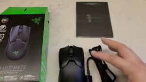 Original Razer Deathadder Essential VS Viper Mini Gaming Mouse Wired ergonomic mouse Lightweight 8500DPI PAW3359 Optical Sensor Chroma RGB 6 Independently Programmable Buttons Mice SPEED FLEX Cable For PC/Laptop