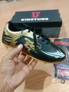 KIDZTUBS Sepatu Sepak Bola Anak Laki Laki Usia 4 -12 Tahun PAUD TK SD Nomor Size 28 29 30 31 32 33 34 35 36 37 1844103024