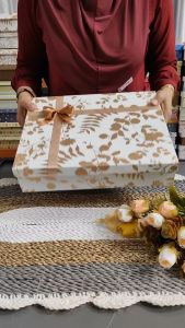 Hampers Sprei Kado Pernikahan Kado Ulang tahun Sprei Bonita Viona ukuran king 180x200 dan 160x200