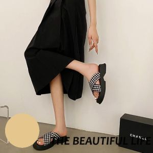 LKShoes นิวส์ รองเท้าแตะแบบสวม ดีเทลสายไขว้ ทำจากยาง ใส่แล้วไม่บาดเท้าแน่นอน แถมราคาโคตดี สั่งเลย พร้อมส่งมาก