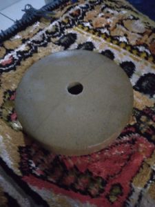 Batu asah bulat grinda duduk