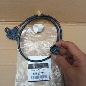 CẢM BIẾN TRỤC CƠ Mitsubishi Zinger V31 mã MR507743(Sắt tín hiệu nằm trên mép đầu nhỏ mép trong lỗ= 36mm)