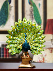 Elegant European Style Peacock Decorative Figurine Living Room Decor Home Soft Decoration Entrance TV Cabinet Decoration Wedding Gift