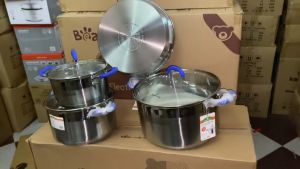 Bộ nồi 3 chiếc cỡ 18cm 22cm 26cm và 1 chảo inox Smartcook cỡ 26cm SM1497 dùng bếp từ - Hàng 5 đáy xuất xứ CH Séc - Có lựa chọn để mua lẻ