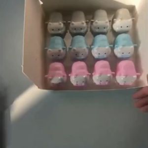 Dụng Cụ Chuốt Bút Chì Gọt Bút Chì Deli 68654 - Hình Bò Sữa Nhiều Màu Dễ Thương Tiện Dụng