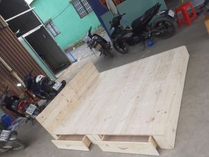 giường pallet gỗ thông 2 hộc kéo cao 22cm.có sơn pu