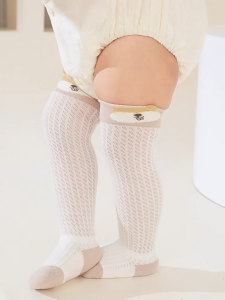 ถุงเท้าเด็ก รุ่นยาวคลุมเข่า ดีไซน์สุดคิ้วท์! ผ้าตาข่ายเนื้อนุ่มนิ่ม ไม่บาดผิว ไม่ระคายเคือง ใส่สบายสุดๆ  w46