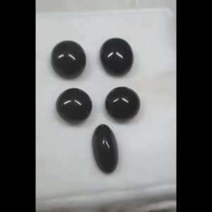 J494 นิลดำพม่า เจียจากก้อนดิบ สำหรับสะสม ทำจี้ หรือหัวแหวน