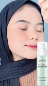 SADOER Makeup Spray Oil Control Makeup Setting Spray Moisturizing Finish Spray Long Lasting Face Foundation Make Up Mist Matte Base Retainer 100ML