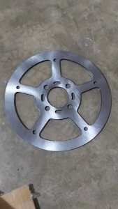 Buta Disc For Skydrive 125 carb Type 4holes 220mm