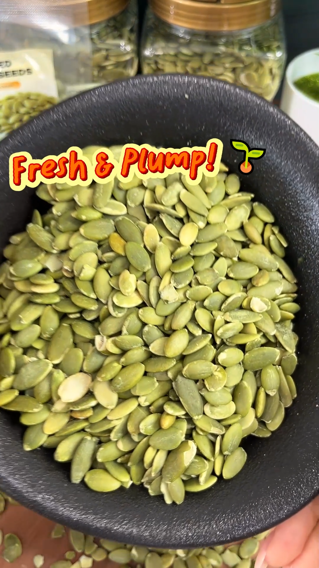 Pumpkin seeds - Selecting high quality varieties Crispy unsalted Nuts Perfectly suitable for mixing with nut bowls