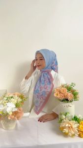 Jilbab Segi Empat Motif Yasmin terbaru Ys 238 Allice Scarf Yasmin Hijab Motif Voal Premium Yasmin