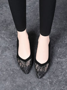 Breathable Leather Mesh Slip-On Shoes Pointed Toe Soft Bottom Lightweight Summer Hollow out Fashionable Chinese Style Womens Footwear