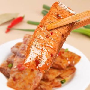 Hand-Torn Vegetarian Beef Steak Tofu Dry Snack Leisure Food Hunan Special Product for Watching TV Shows Non-GMO Project Verified