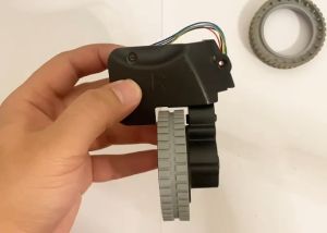 ล้อยาง Wheel Tire Rubber สำหรับ หุ่นยนต์ดูดฝุ่น - Mister Robot รูปแบบ Hybrid