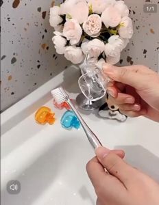 1 Pcs Toothbrush Head Cover Protector Portable Storage Clip Household Travel Hotel Dustproof Toothbruh Case