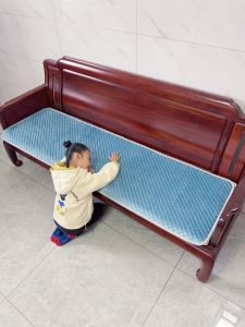 Đệm Ghế Sofa Vải Nhung Mùa Đông Chống Trượt Gỗ Nguyên Khối Màu Trơn Mùa Xuân Thu Đệm Ghế Dài Đệm Ghế Ngắn