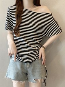 Plus Size Off-shoulder Short Sleeve T-Shirt
