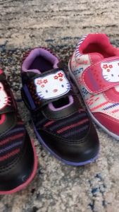 26-30 Sporty Hello Kitty Sepatu Anak Perempuan Sepatu Anak Sekolah TK Ungu Pink - Art Footwear