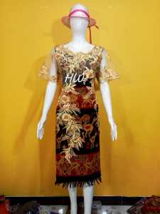 DRESS TENUN MIK BROKAT KUNING EMAS MOTIF SUMBA