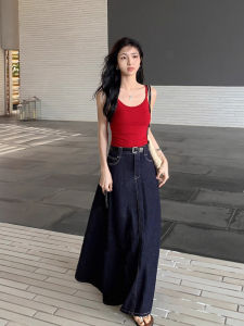 กระโปรงยีนส์เอวสูงทรงเอยาวปานกลางสำหรับผู้หญิง สีน้ำเงินเข้ม สไตล์วินเทจ ฤดูใบไม้ร่วง 2024 กระโปรงทรงร่มยาวปานกลาง