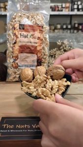 Óc Chó Nhân Vàng Nhập Khẩu Mỹ - Óc Chó Tươi / Nướng Óc Chó Tách Vỏ - Ăn Vặt Làm Sữa Hạt Làm Bánh - Walnut THE NUTS VALLEY