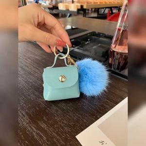 BIGGIANT กระเป๋าใส่เหรียญ พวงกุญแจ ลูกบอลขน (O-1555)