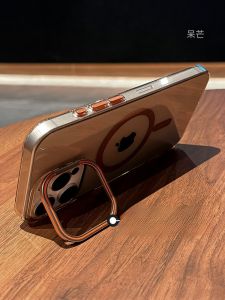 DAIMANG | Magnetic Lens Holder for iPhone 16 Pro Max and 15 Pro Transparent Desert Gold