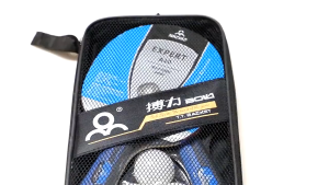 Table Tennis Bats Set 2 Premium Rackets and 3 Ping Pong Balls Ping Pong with Portable Cover Case