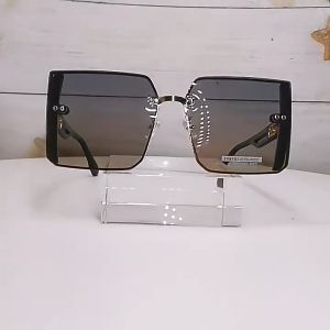 Unyiel - Kacamata Gaya Trendy Kacamata Fashion Wanita lensa eyewear Sunglasses