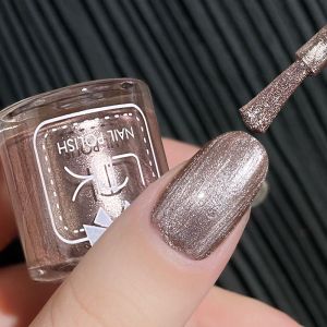 Metallic Gold Shiny Nail Polish Quick Dry Waterproof White Enhancing Micro Adhesive Nail Art Glitter Nail Polish Long Lasting