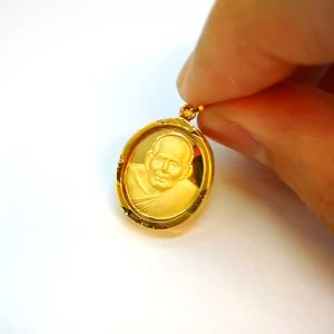 จี้พระประจำวันเกิด (หลวงปู่ทวด) เลี่ยมทองแท้90%กันน้ำมีใบรับประกัน