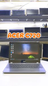 Acer C720: Intel Celeron 3205U | 2GB RAM | 11.6-Inch HD Screen | BUILT IN CAMERA | SD CARD SLOT PRELOVED