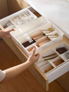 Expandable Kitchen Utensil Drawer Organizer Box Built-In Section for Chopsticks And Spoons Home Storage Mess Sorter Box