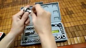 Bộ Đồ Nghề Sửa Chữa Xe Ô Tô Và Xe Máy 40 Món