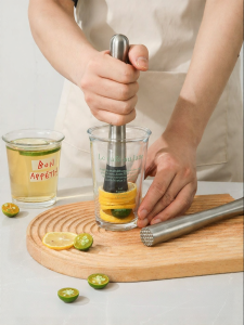 CAROTE | Juicing and Ice Crushing Tool Drinkware