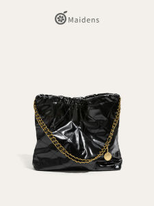 กระเป๋าสะพายไหล่สายโซ่สี่เหลี่ยมจัตุรัสความจุขนาดใหญ่สำหรับเดินทางไปทำงาน กระเป๋าถือทรงถังทรงสี่เหลี่ยมจัตุรัสแบบลำลองสำหรับผู้หญิง