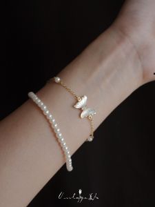 Pure White Butterfly Bracelet for Women with Layered Pearl Shell Alloy Retro Court Style Accessory in Silver and Gold Plated