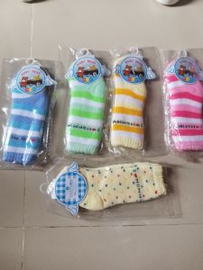 vớ xù cổ cao cho bé