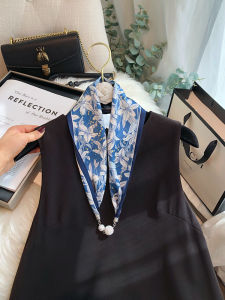 100% Silk Scarf Womens New 2025 Magnetic Clasp Necklace Pendant Autumn Winter Versatile Light Blue Mulberry Silk Small Scarf